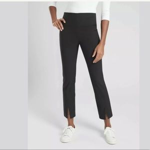 Athleta Wander Slim Straight Crop